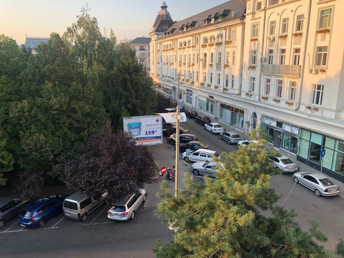 Galla Old Town Center Craiova Exterior photo